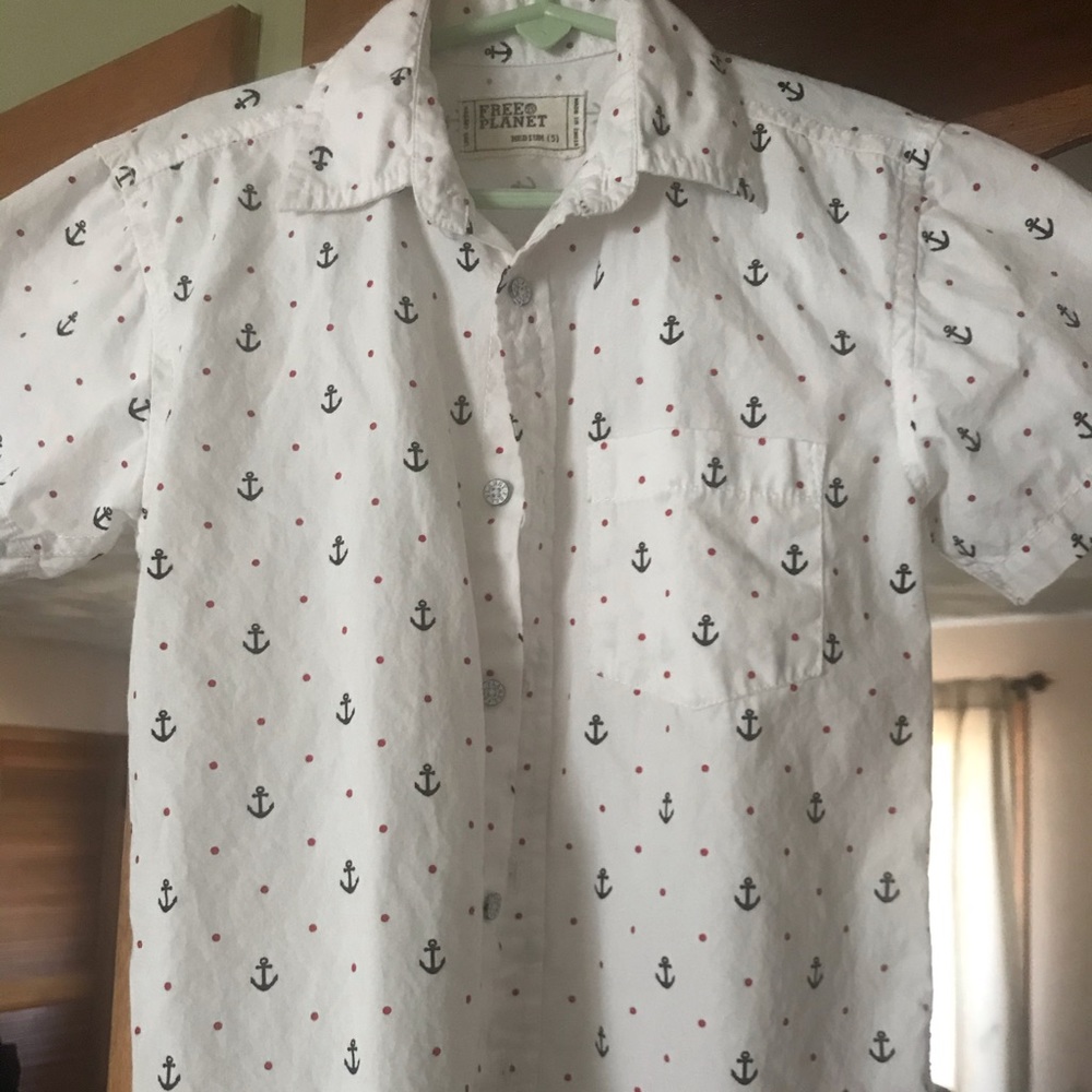 Boys top
